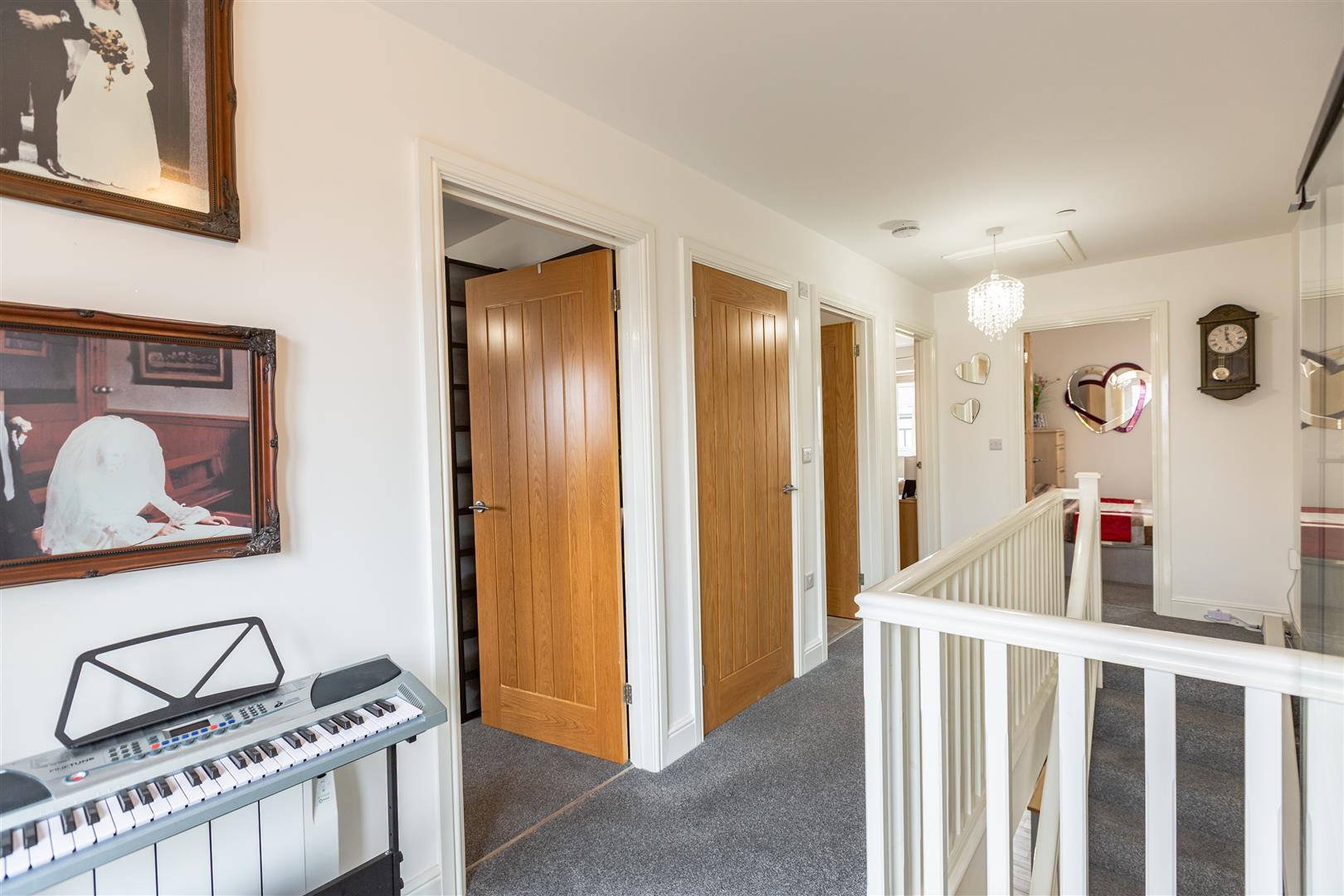 Clos Clemment, Five Roads, Llanelli, SA15 5YQ